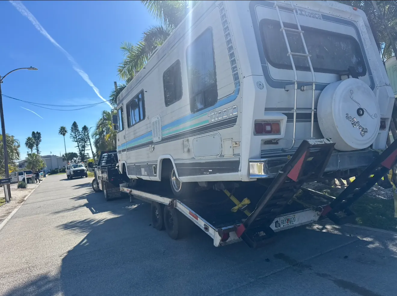 RV Removal service in Allentown, FL